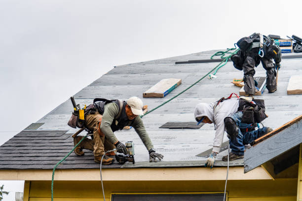 Professional Gutter Installation technician working in Lincolnton, NC
